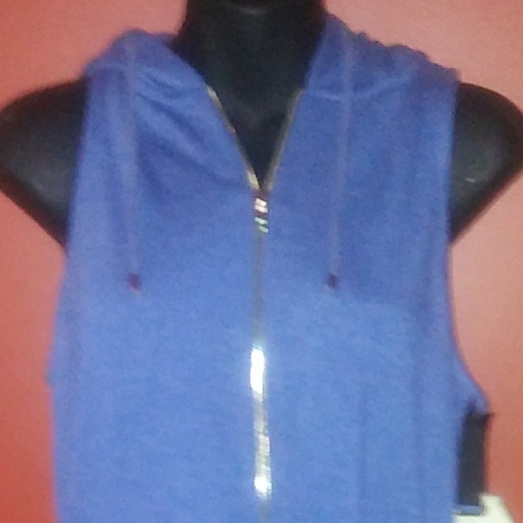 Ash & Ember Sleeveless Hooded Jumpsuit Drawstring - Picture 5 of 8